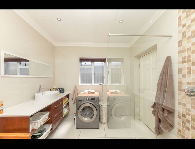 2 BEDROOM HOUSE FOR SALE IN SALT RIVER